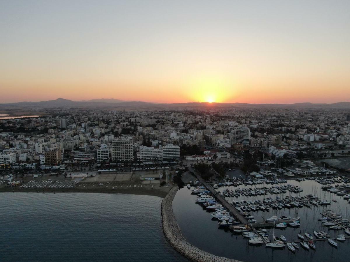 9 Muses Hotel Larnaca Exterior foto